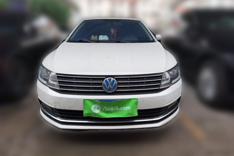 Used Volkswagen Lavida 2015 1.6L Automatic Comfort Edition Front