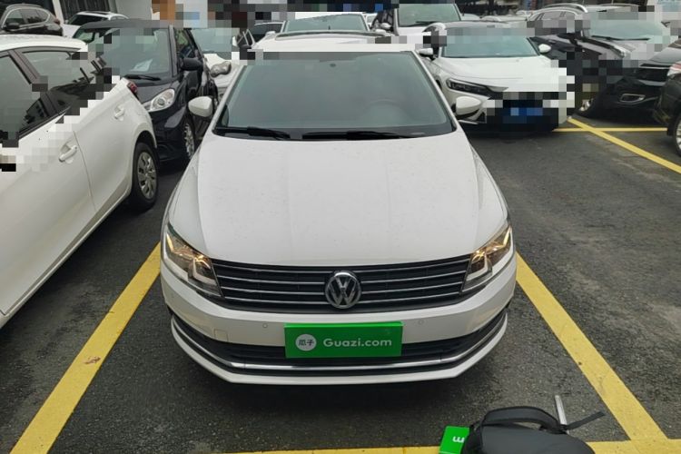 Used Volkswagen Lavida 2015 1.6L Manual Comfort Edition Front