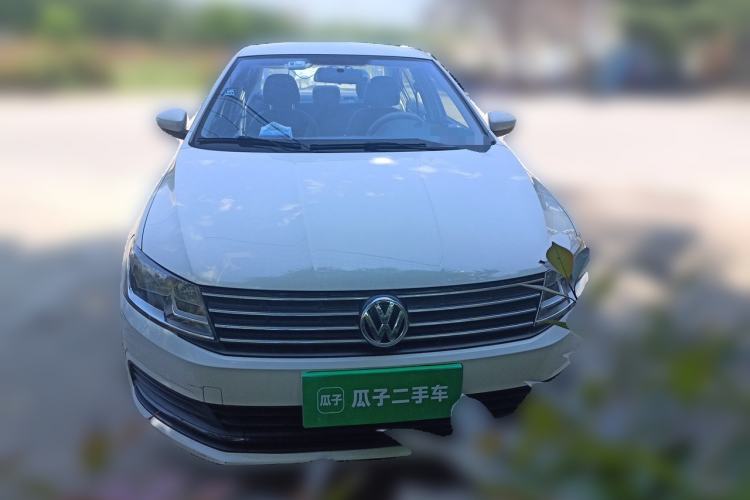 Used Volkswagen Lavida 2015 1.6L Manual Fashion Edition Front