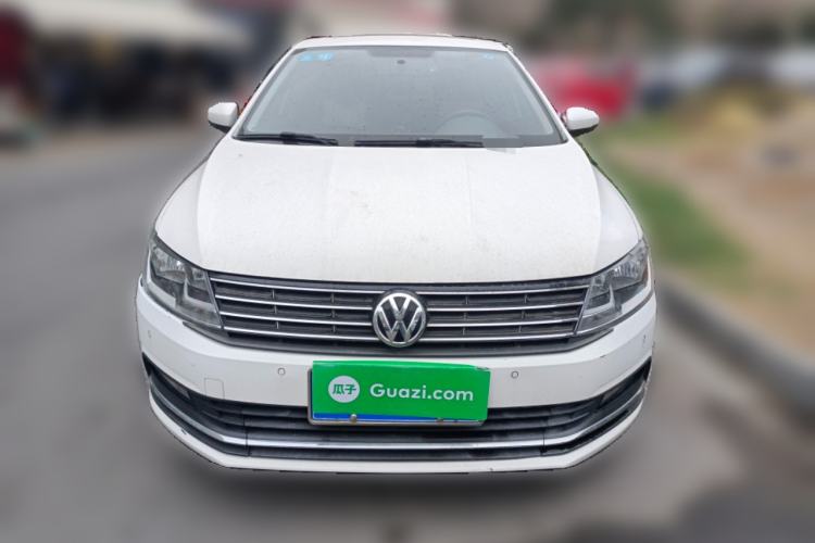 Used Volkswagen Lavida 2015 1.6L Manual Comfort Edition Front