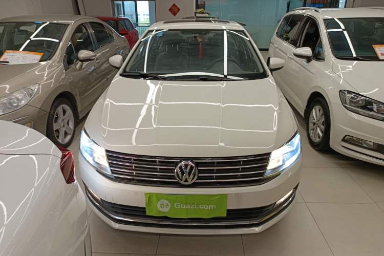 Used Volkswagen Lavida 2015 230TSI DSG Comfort Edition Front