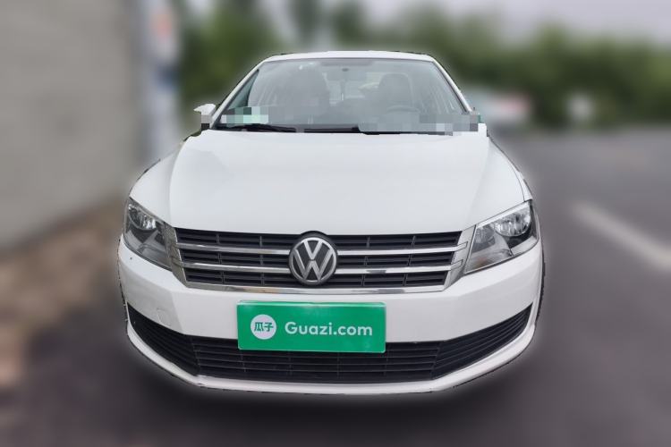 Used Volkswagen Lavida 2015 1.6L Automatic Fashion Edition Front