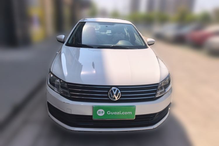 Used Volkswagen Lavida 2015 1.6L Automatic Fashion Edition Front