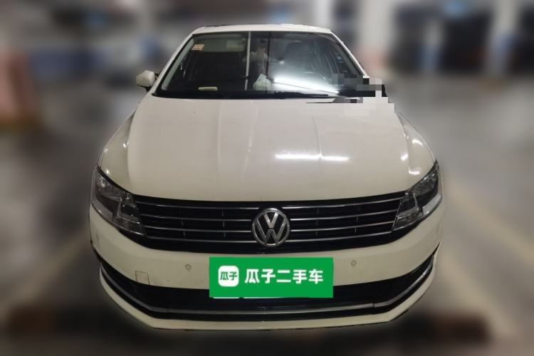 Used Volkswagen Lavida 2015 1.6L Automatic Comfort Edition Front