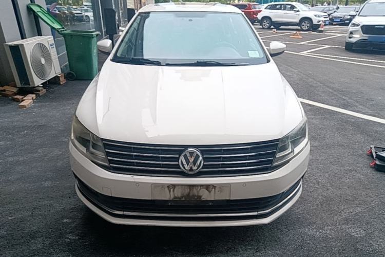 Used Volkswagen Lavida 2015 1.6L Automatic Comfort Edition Front