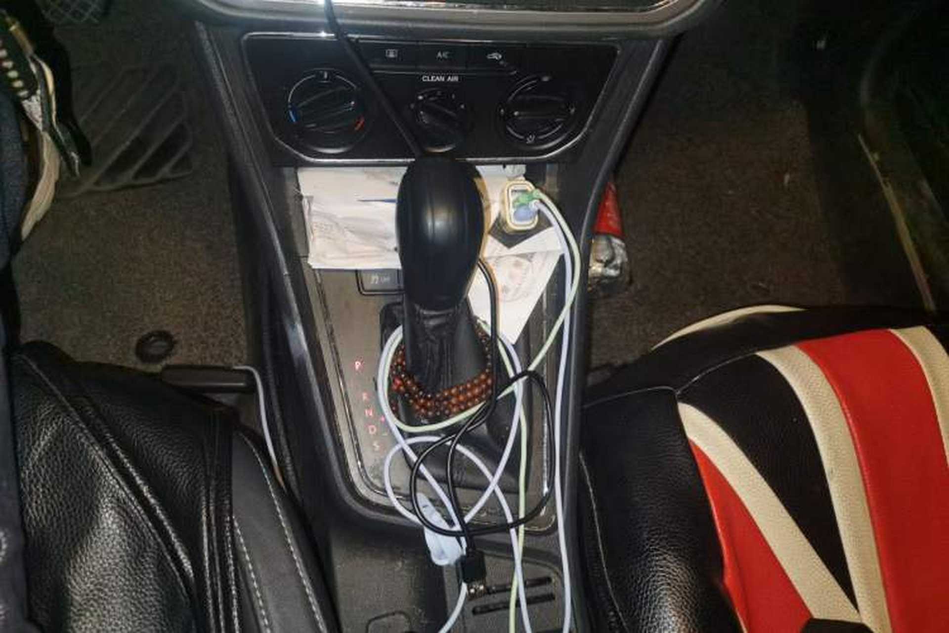 Used Volkswagen Lavida 2015 1.6L Automatic Comfort Edition Gear Lever