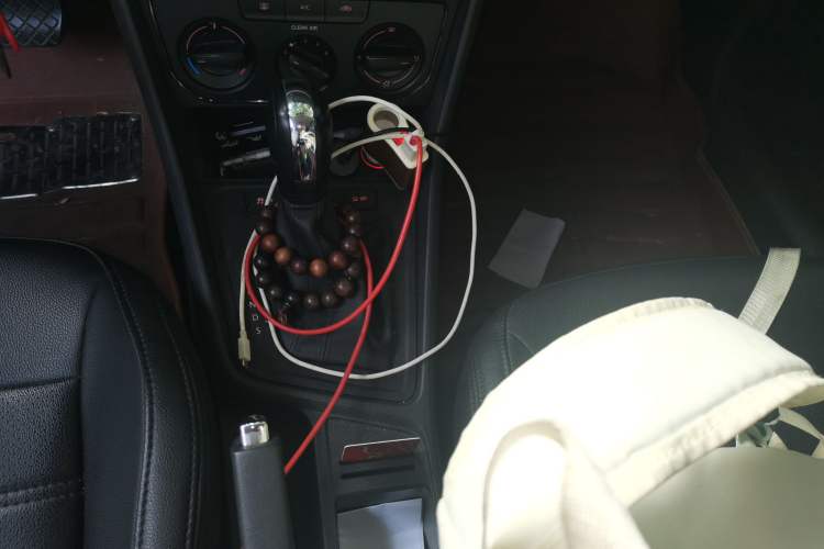 Used Volkswagen Lavida 2015 1.6L Automatic Fashion Edition Gear Lever