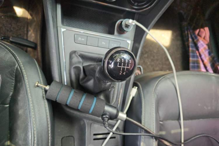 Used Volkswagen Lavida 2015 1.6L Manual Comfort Edition Gear Lever