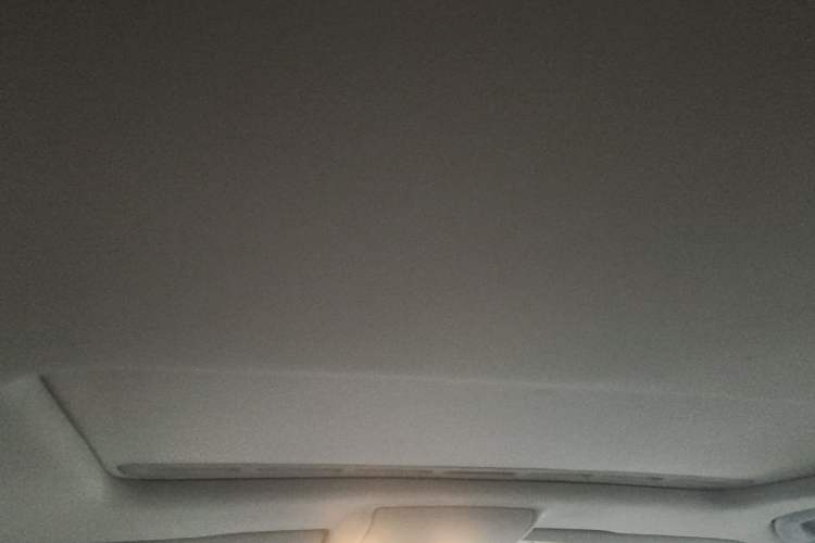 Used Volkswagen Lavida 2015 1.6L Automatic Comfort Edition Headliner