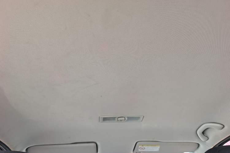 Used Volkswagen Lavida 2015 1.6L Manual Fashion Edition Headliner