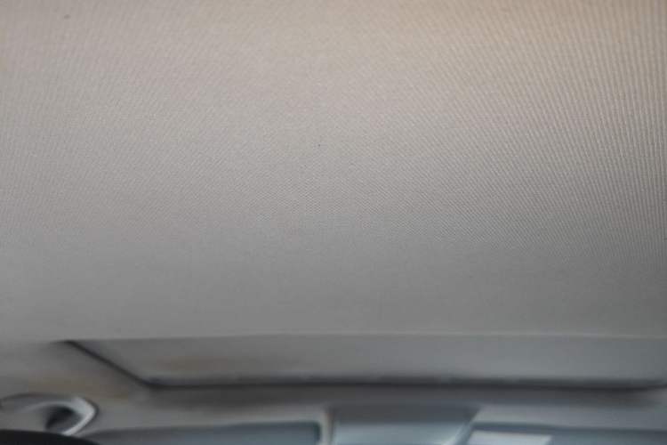 Used Volkswagen Lavida 2015 1.6L Automatic Comfort Edition Headliner