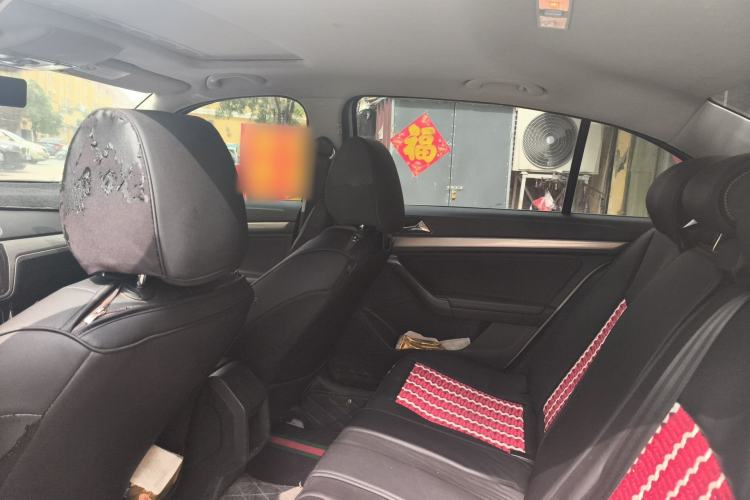 Used Volkswagen Lavida 2015 1.6L Automatic Comfort Edition Headliner