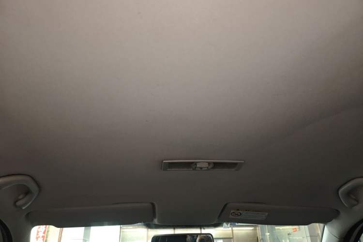 Used Volkswagen Lavida 2015 1.6L Automatic Fashion Edition Headliner