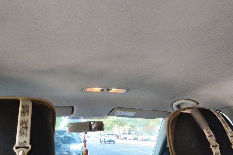 Used Volkswagen Lavida 2015 1.6L Manual Fashion Edition Headliner