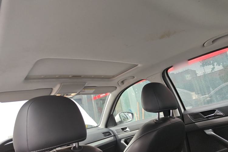 Used Volkswagen Lavida 2015 230TSI DSG Comfort Edition Headliner