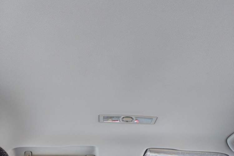 Used Volkswagen Lavida 2015 1.6L Automatic Fashion Edition Headliner