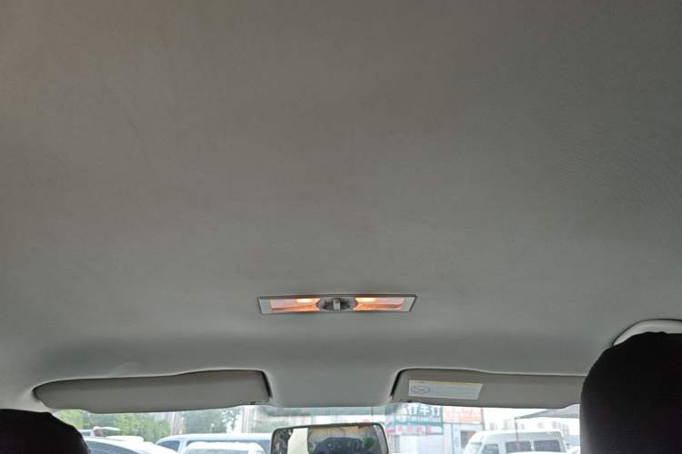 Used Volkswagen Lavida 2015 1.6L Manual Fashion Edition Headliner