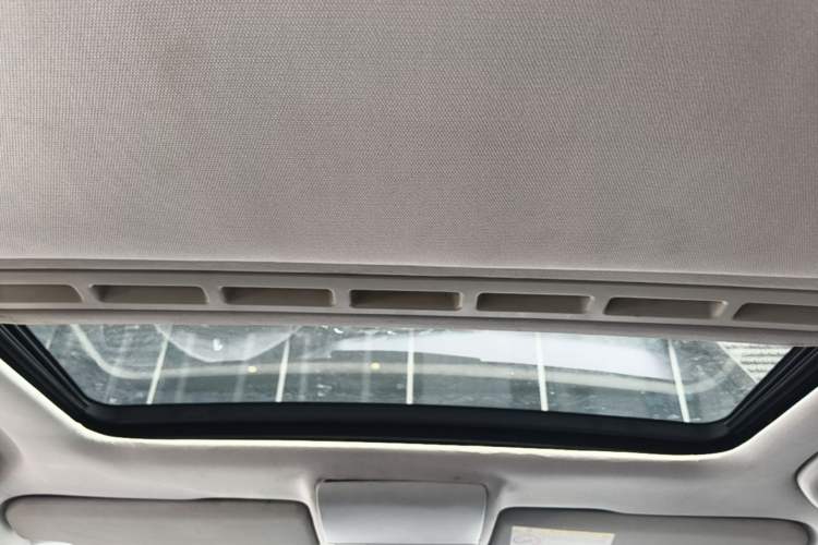 Used Volkswagen Lavida 2015 1.6L Manual Comfort Edition Headliner