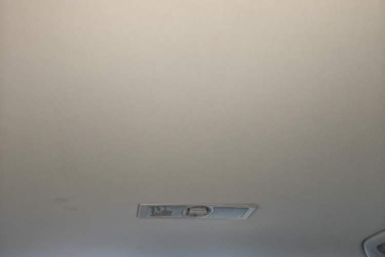 Used Volkswagen Lavida 2015 1.6L Automatic Fashion Edition Headliner