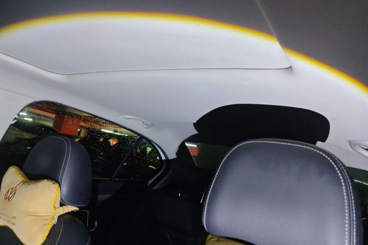 Used Volkswagen Lavida 2015 230TSI DSG Comfort Edition Headliner