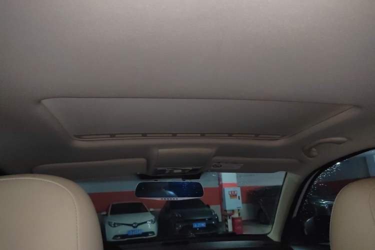 Used Volkswagen Lavida 2015 230TSI DSG Comfort Edition Headliner