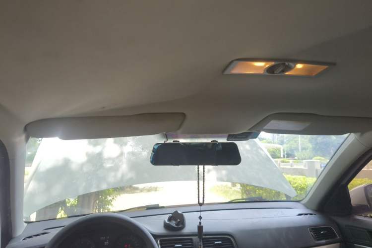 Used Volkswagen Lavida 2015 1.6L Automatic Fashion Edition Headliner