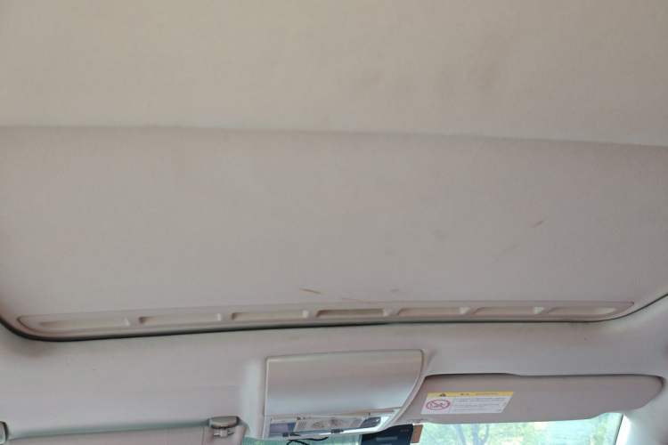 Used Volkswagen Lavida 2015 1.6L Automatic Comfort Edition Headliner