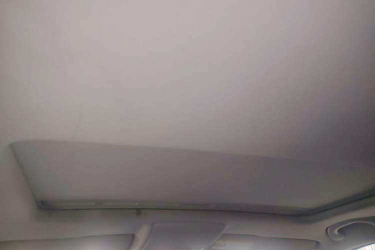 Used Volkswagen Lavida 2015 1.6L Automatic Comfort Edition Headliner