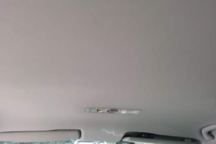 Used Volkswagen Lavida 2015 1.6L Manual Fashion Edition Headliner