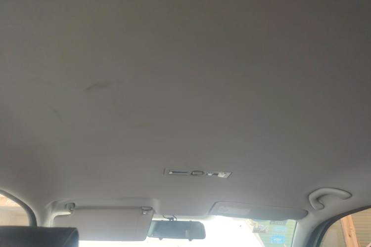 Used Volkswagen Lavida 2015 1.6L Automatic Fashion Edition Headliner