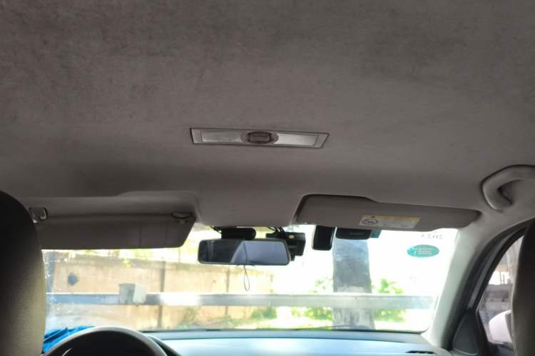 Used Volkswagen Lavida 2015 1.6L Manual Fashion Edition Headliner