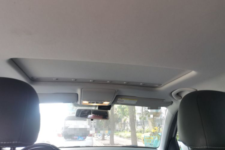 Used Volkswagen Lavida 2015 1.6L Automatic Comfort Edition Headliner