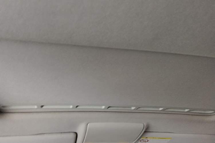 Used Volkswagen Lavida 2015 1.6L Automatic Comfort Edition Headliner