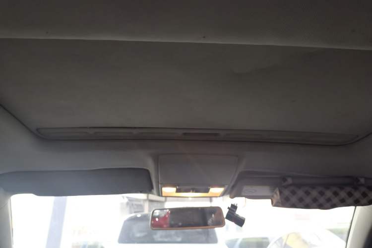 Used Volkswagen Lavida 2015 1.6L Automatic Comfort Edition Headliner