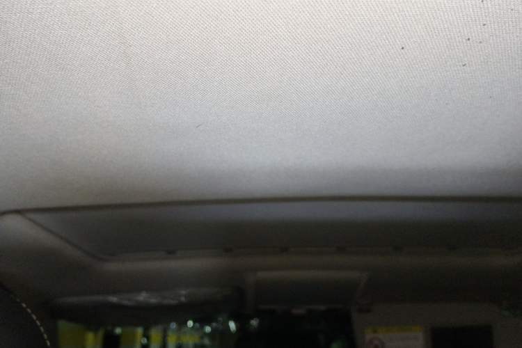 Used Volkswagen Lavida 2015 1.6L Automatic Comfort Edition Headliner