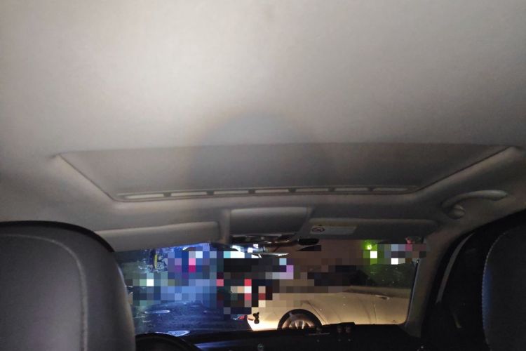 Used Volkswagen Lavida 2015 1.6L Manual Comfort Edition Headliner