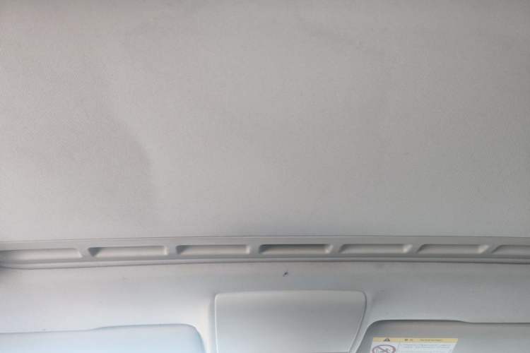 Used Volkswagen Lavida 2015 1.6L Automatic Comfort Edition Headliner