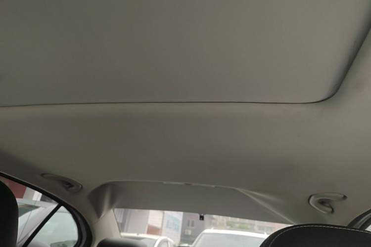 Used Volkswagen Lavida 2015 1.6L Manual Comfort Edition Headliner