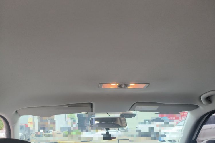 Used Volkswagen Lavida 2015 1.6L Manual Fashion Edition Headliner