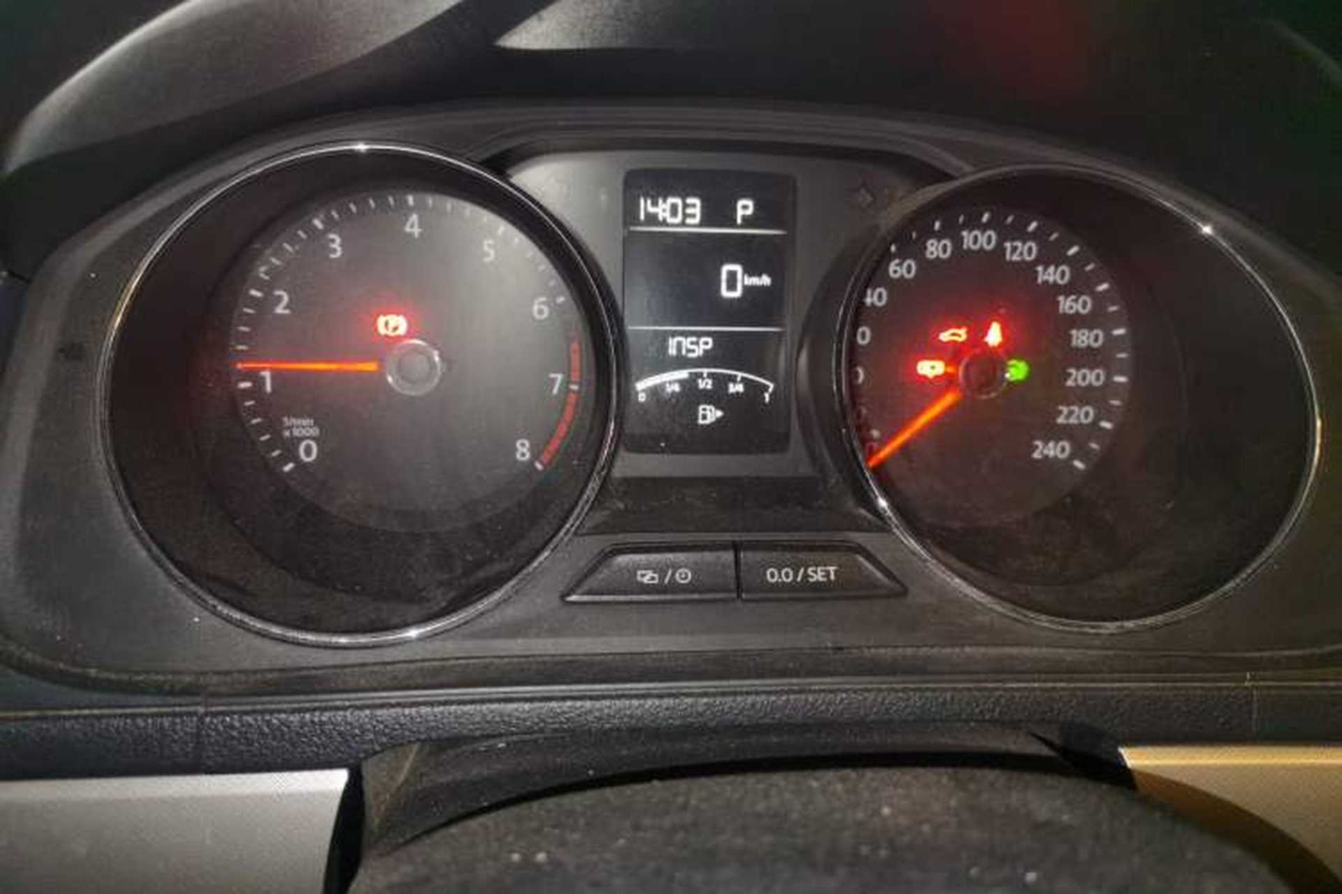 Used Volkswagen Lavida 2015 1.6L Automatic Comfort Edition Instrument Cluster