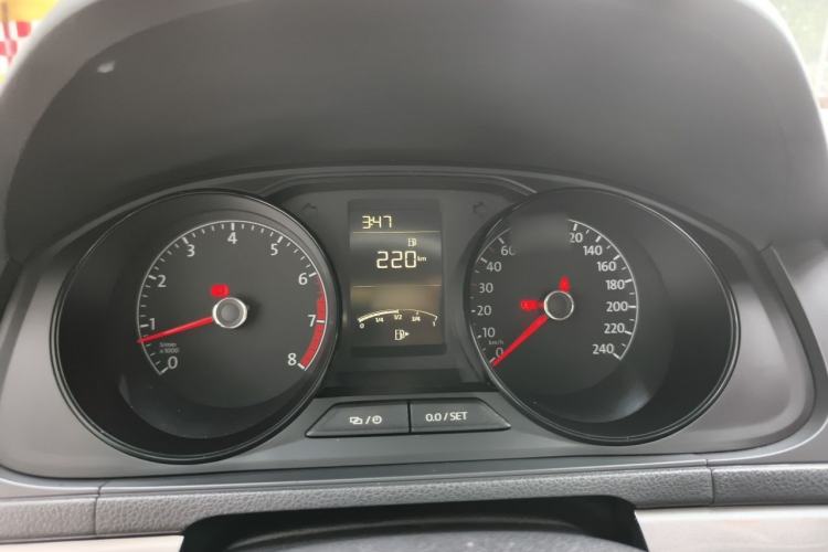 Used Volkswagen Lavida 2015 1.6L Manual Fashion Edition Instrument Cluster