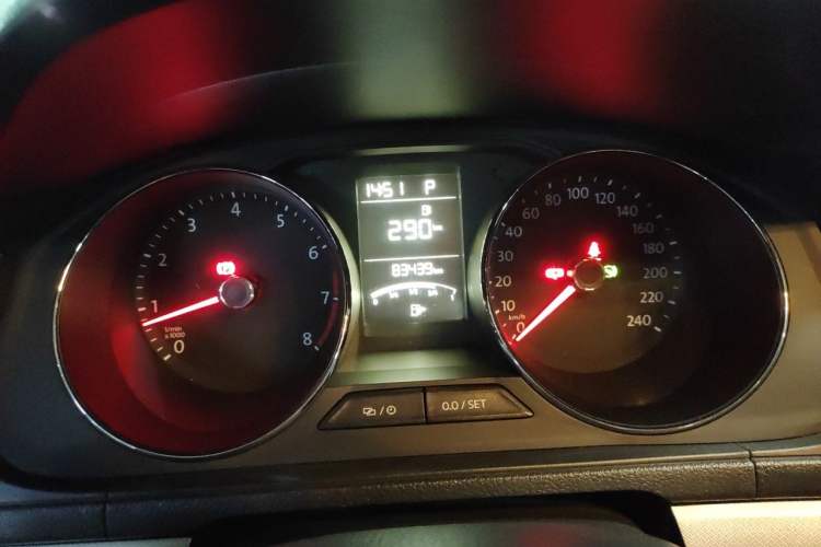 Used Volkswagen Lavida 2015 230TSI DSG Comfort Edition Instrument Cluster