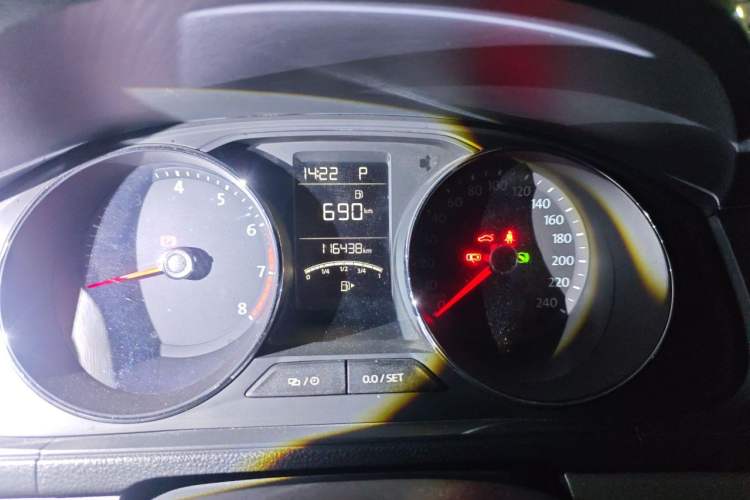 Used Volkswagen Lavida 2015 230TSI DSG Comfort Edition Instrument Cluster