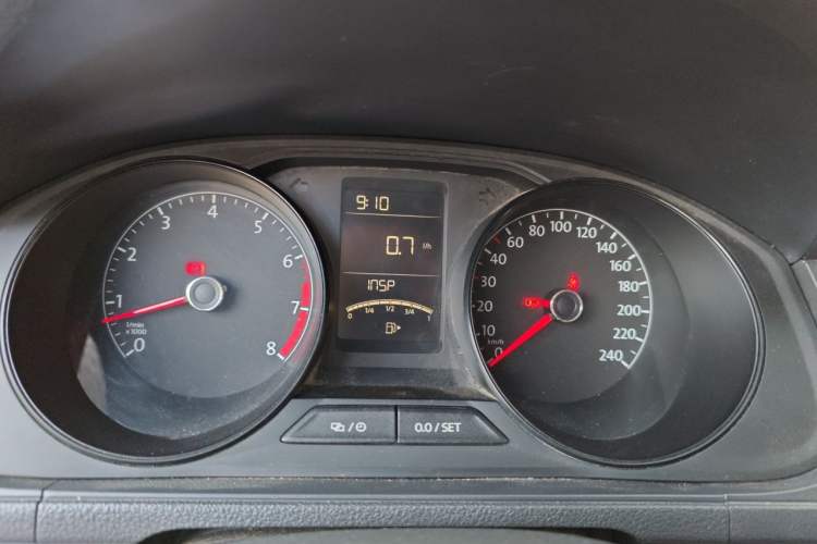 Used Volkswagen Lavida 2015 1.6L Manual Fashion Edition Instrument Cluster