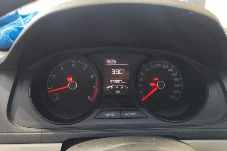 Used Volkswagen Lavida 2015 1.6L Manual Fashion Edition Instrument Cluster