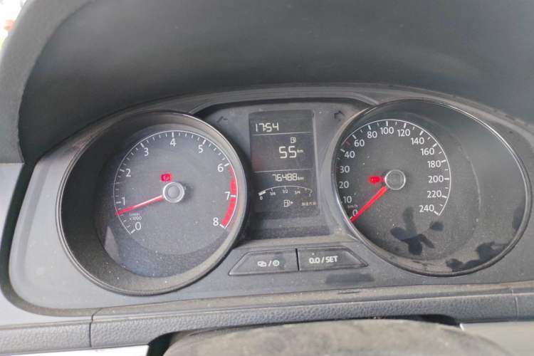 Used Volkswagen Lavida 2015 1.6L Manual Fashion Edition Instrument Cluster