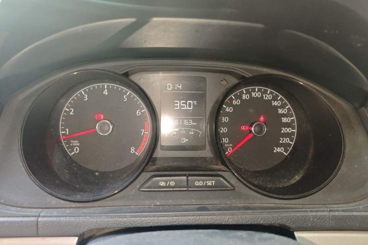 Used Volkswagen Lavida 2015 1.6L Manual Fashion Edition Instrument Cluster
