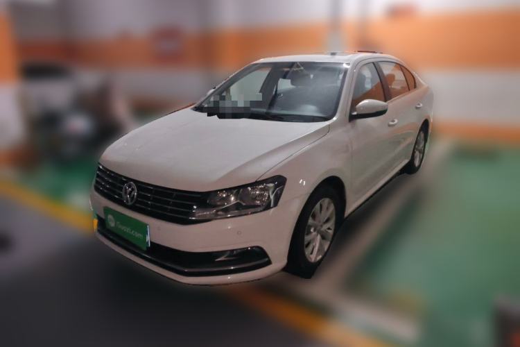 Used Volkswagen Lavida 2015 1.6L Manual Comfort Edition Guazi used car, China used car export, Used car for sale, Used Volkswagen cars, Cheapest cars for sale