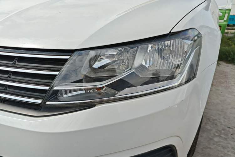 Used Volkswagen Lavida 2015 1.6L Manual Fashion Edition Left Front Headlight