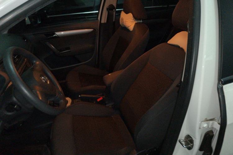Used Volkswagen Lavida 2015 1.6L Automatic Fashion Edition Left Front Seat
